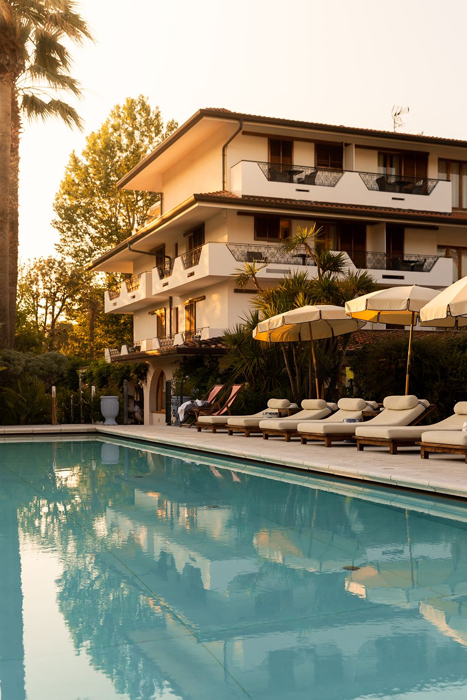 Resort California Park Hotel