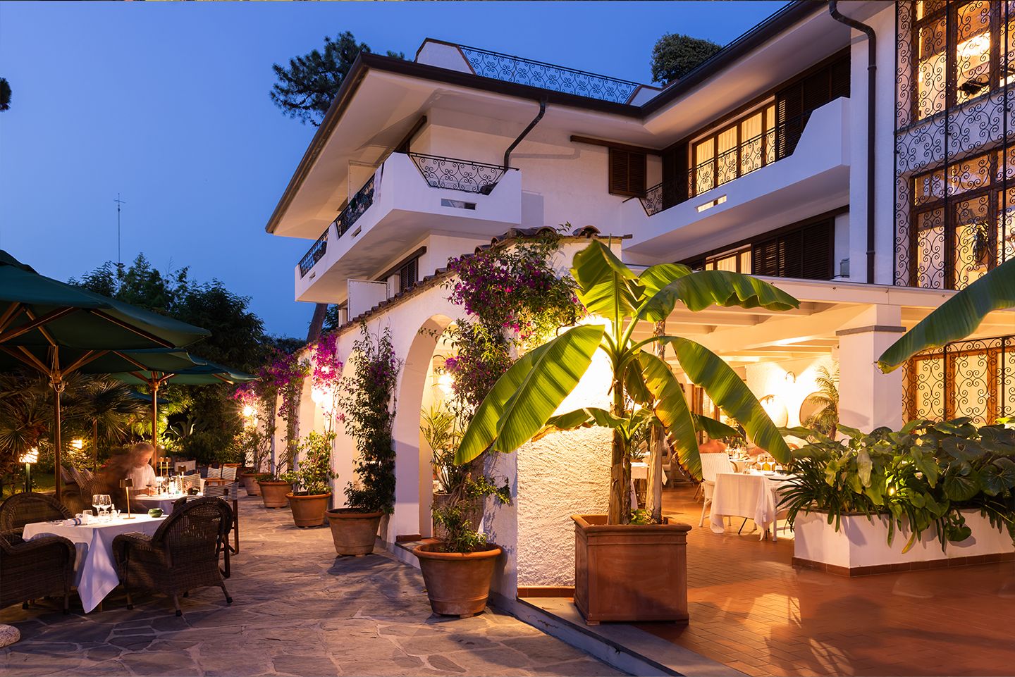 Restaurant California Park Hotel